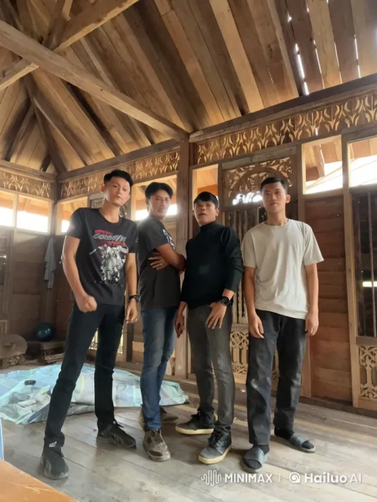 Traditional Wooden Hall Hosts Skilled Kungfu Demonstration – AI Generated Video | Hailuo AI