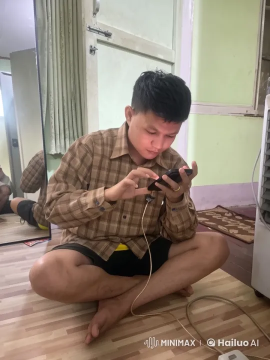 Young Man Transforms into Kung Fu Fighter – AI Generated Video | Hailuo AI
