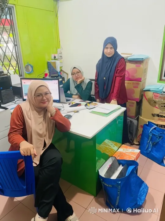 Three Hijab-Wearing Women Practice Martial Arts in Office – AI Generated Video | Hailuo AI