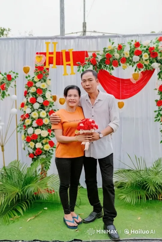 Couple Performing Energetic Kung Fu on Decorated Stage – AI Generated Video | Hailuo AI