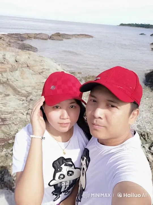 Couple Practicing Myanmar Martial Arts on Coastal Cliffs – AI Generated Video | Hailuo AI