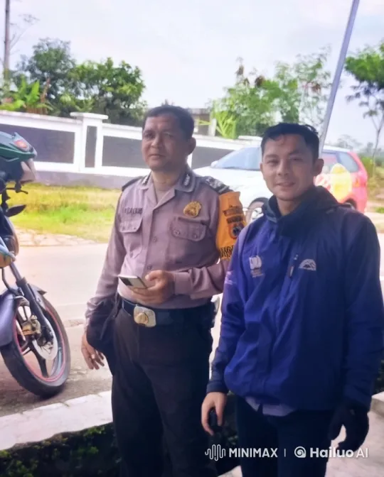 Police Officer and Civilian in Heated Roadside Argument – AI Generated Video | Hailuo AI
