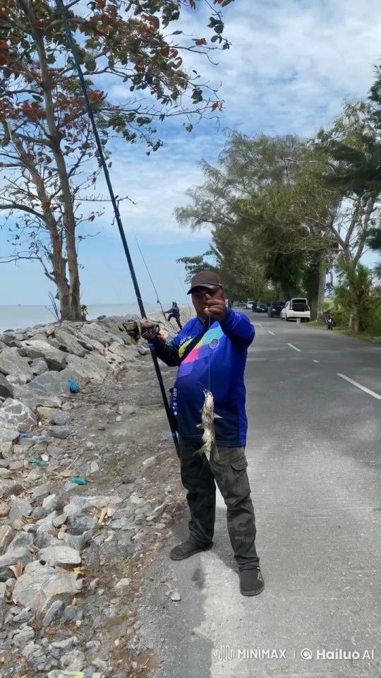 Martial Artist Showcases Kungfu Moves While Fishing – AI Generated Video | Hailuo AI