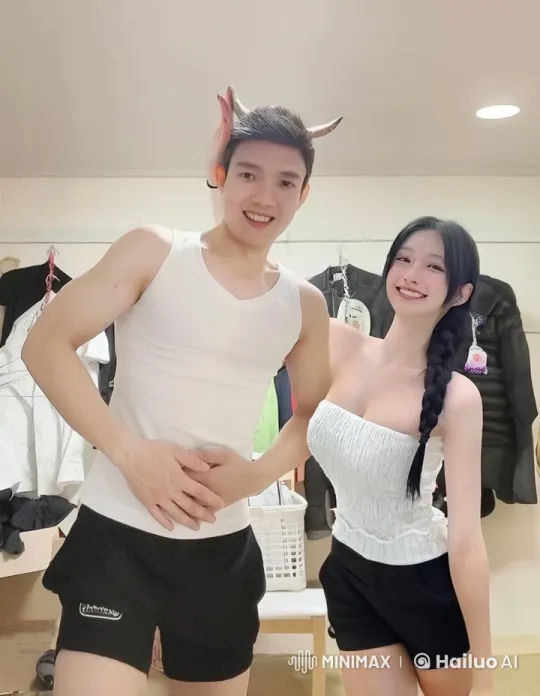 Casual Playful Interaction Between Man and Woman – AI Generated Video | Hailuo AI