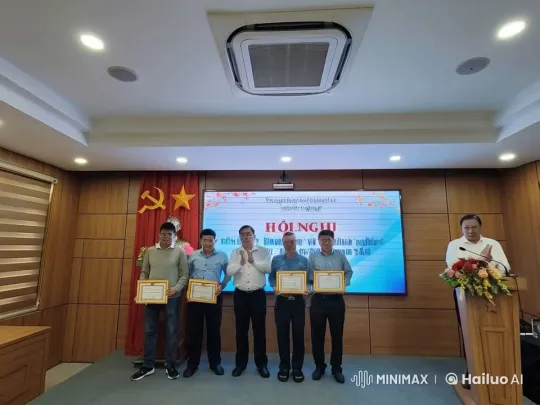 Formal Conference Room Turns into Kungfu Display – AI Generated Video | Hailuo AI