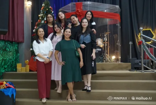 Christmas Martial Arts Display on Stage – AI Generated Video | Hailuo AI