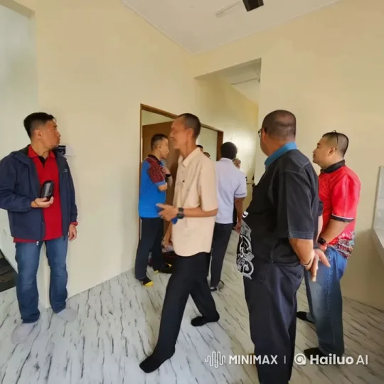 Energetic Kung Fu Battle in Marble-Floored Room – AI Generated Video | Hailuo AI