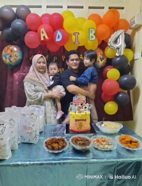 Family Celebrates Birthday with Kung Fu Fun – AI Generated Video | Hailuo AI