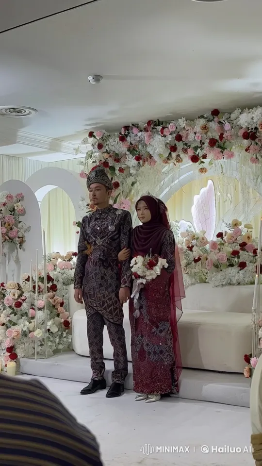 Couple Showcases Martial Arts in Elegant Setting – AI Generated Video | Hailuo AI