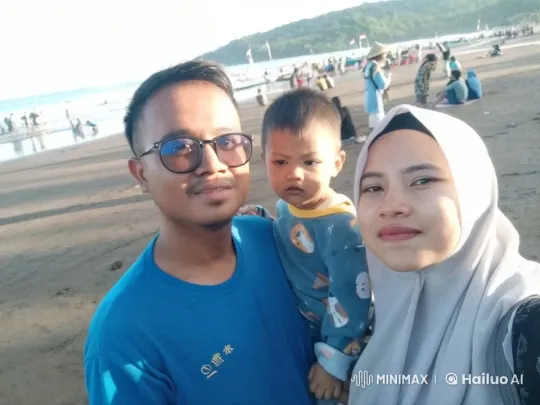 Family Performs Kungfu on the Beach – AI Generated Video | Hailuo AI