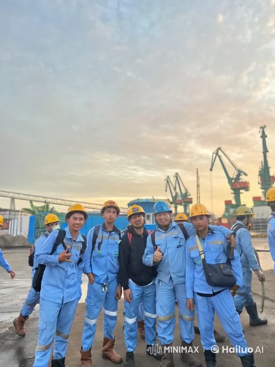 Construction Workers Perform Kung Fu in Shipyard Setting – AI Generated Video | Hailuo AI