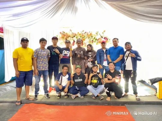 Festive Group Showcases Kung Fu Skills – AI Generated Video | Hailuo AI