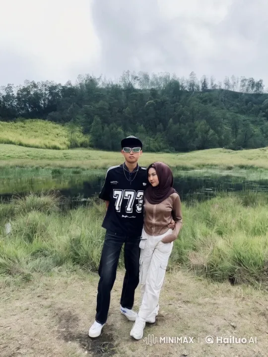 Couple Performs Harmonious Martial Arts in Nature – AI Generated Video | Hailuo AI