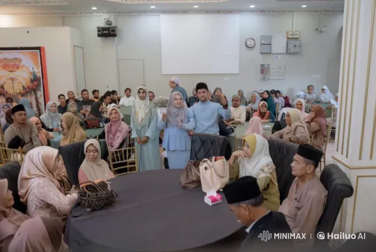 Crowded Hall Witnessing Impressive Martial Arts Display – AI Generated Video | Hailuo AI