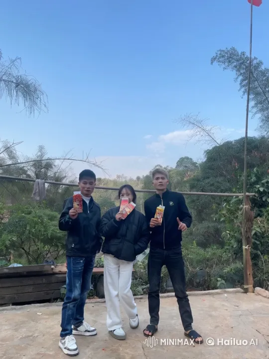 Outdoor Kung Fu Display with Dynamic Moves – AI Generated Video | Hailuo AI