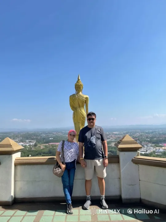Kung Fu Duo Battles Amidst Golden Buddha and Cityscape – AI Generated Video | Hailuo AI