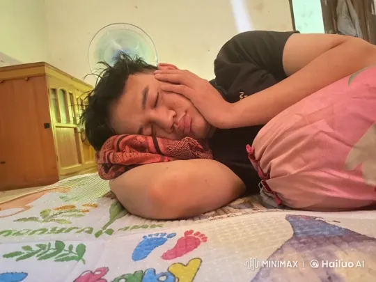 Man Awakens, Embraces Day with Playful Kung Fu Dance – AI Generated Video | Hailuo AI