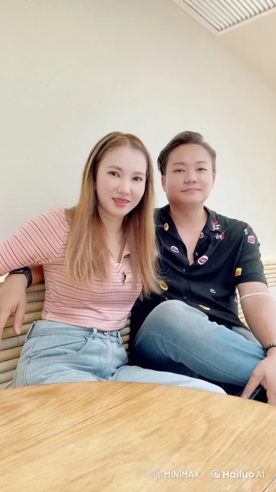 Couple Relaxing on Bench with Minimal Movement – AI Generated Video | Hailuo AI