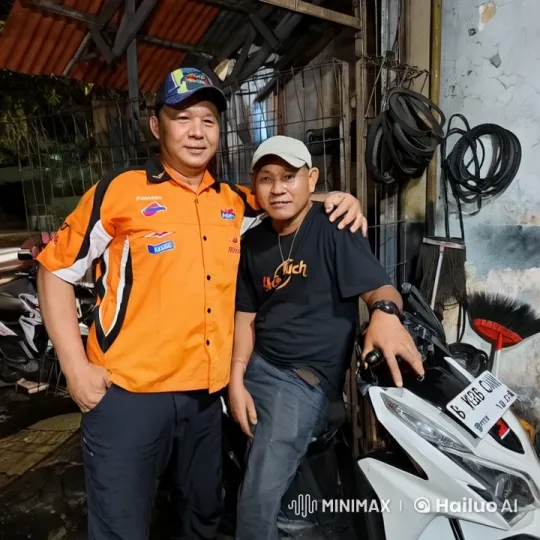 Kungfu Display and Friendship Moment in Semi-Outdoor Setting – AI Generated Video | Hailuo AI