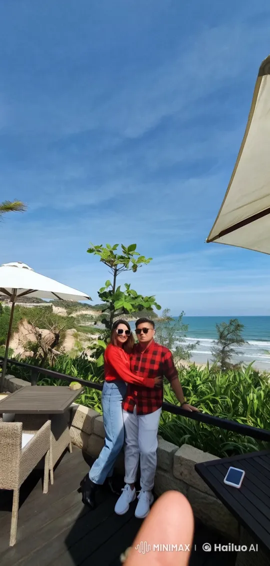 Couple Practices Kung Fu on Scenic Beach Terrace – AI Generated Video | Hailuo AI
