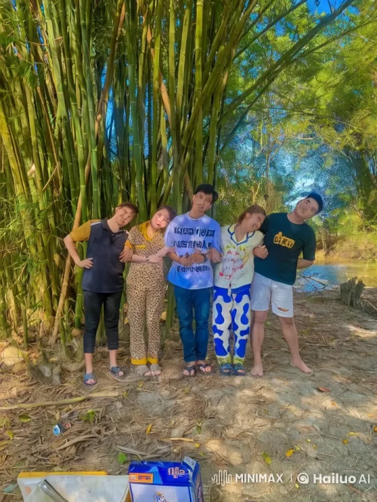 Martial Artists Display Intense Skills in Bamboo Forest – AI Generated Video | Hailuo AI