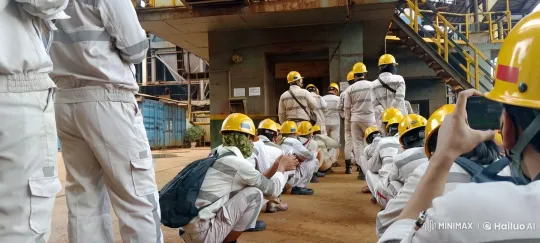 Industrial Workers Briefing at Construction Site – AI Generated Video | Hailuo AI