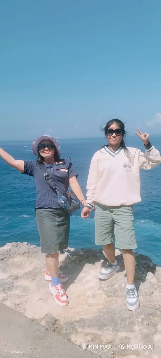 Peaceful Kungfu Moves on a Rocky Shore – AI Generated Video | Hailuo AI