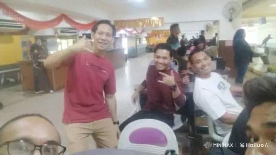 Dynamic Martial Arts Exhibition in Red-Decorated Hall – AI Generated Video | Hailuo AI