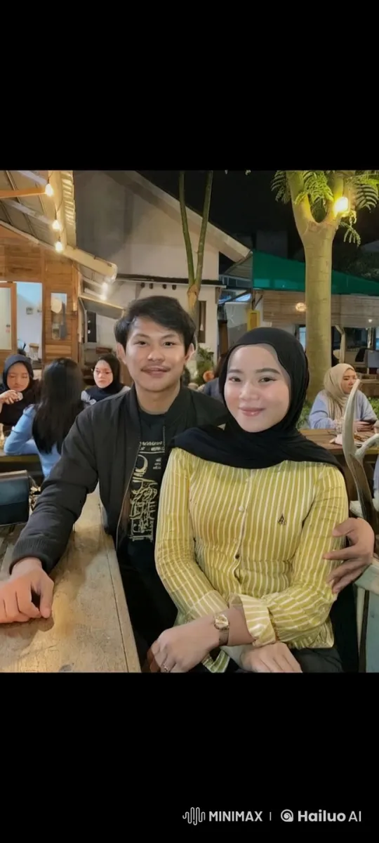 Nighttime Café Transforms into Kung Fu Scene – AI Generated Video | Hailuo AI