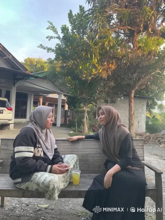 Women in Hijabs Engage in Intense Kung Fu Fight – AI Generated Video | Hailuo AI