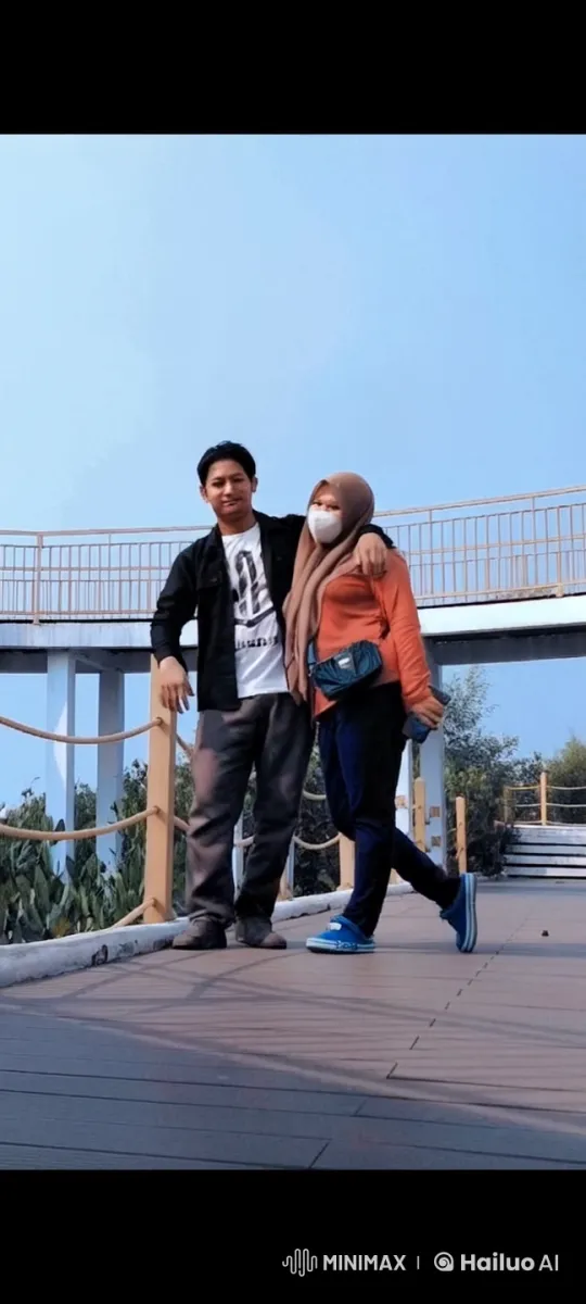Couple Demonstrates Impressive Kung Fu Skills – AI Generated Video | Hailuo AI
