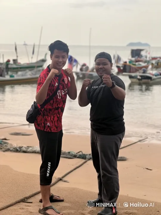 Beachside Kung Fu Fun Fight Scene – AI Generated Video | Hailuo AI
