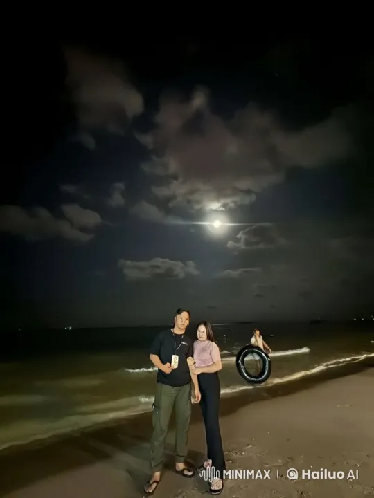 Night Beach Martial Arts Display – AI Generated Video | Hailuo AI