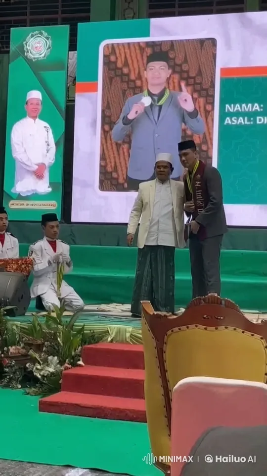 Traditional Attire, Award Ceremony, Martial Arts Demonstration – AI Generated Video | Hailuo AI