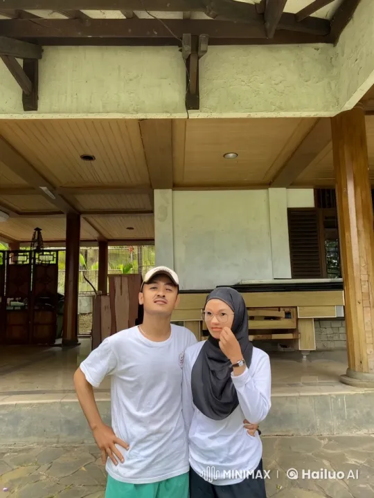 Traditional Wooden Building Front
Casual Dressed Man and Woman
Energetic Kungfu Battle
Precise Martial Arts Moves
Graceful and Powerful Execution
Explosive Showdown – AI Generated Video | Hailuo AI