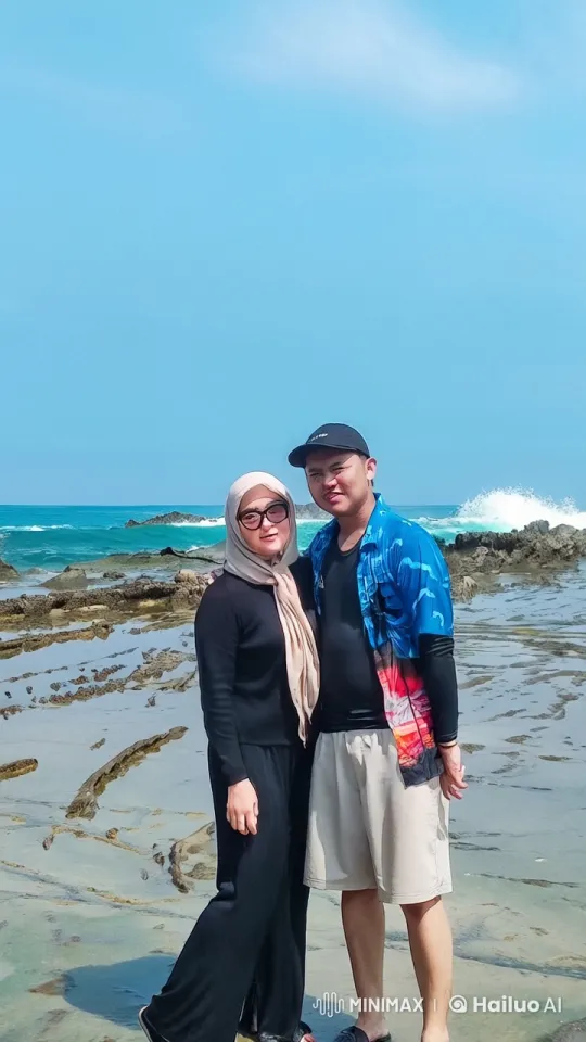 Kungfu Practitioners Display Skill on Beach – AI Generated Video | Hailuo AI