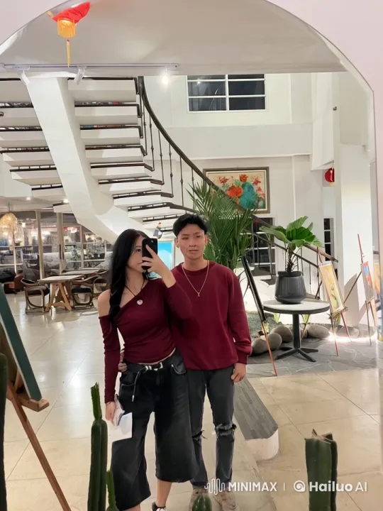 Couple Performing Synchronized Kungfu in Modern Decor – AI Generated Video | Hailuo AI