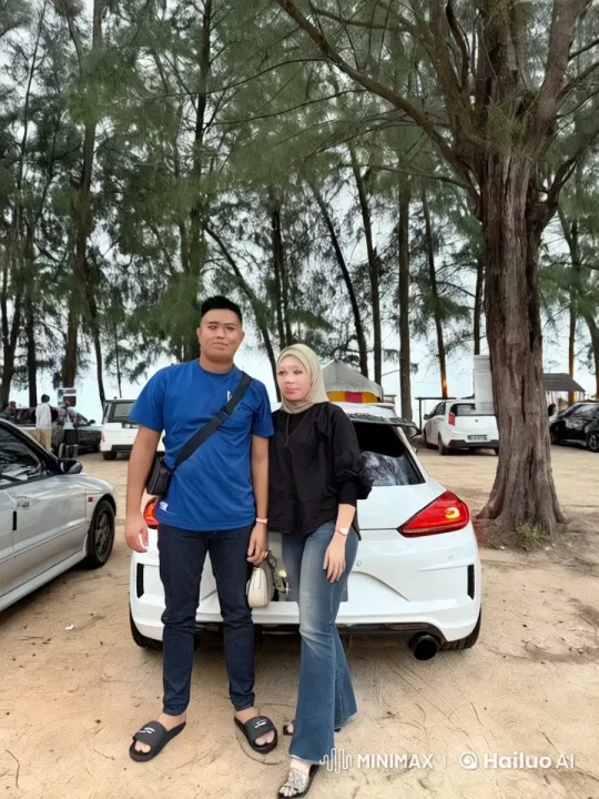 Couple Demonstrates Kungfu Skills in Forest Setting – AI Generated Video | Hailuo AI