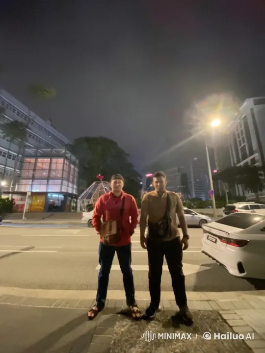 Intense Kung Fu Showdown in Urban Night – AI Generated Video | Hailuo AI