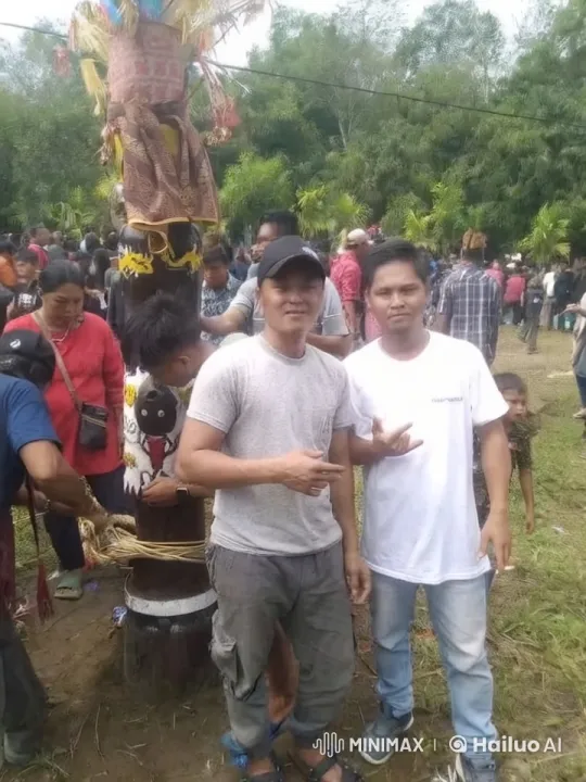 Outdoor Kung Fu Demonstration at Traditional Gathering – AI Generated Video | Hailuo AI