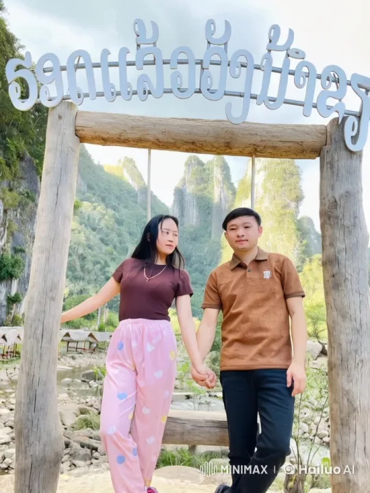 Couple Showcases Martial Arts Prowess in Scenic Landscape – AI Generated Video | Hailuo AI