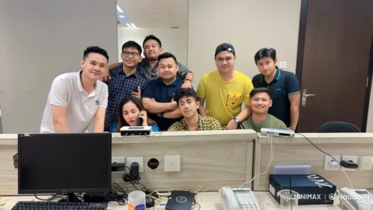 Office Colleagues Engage in Energetic Kungfu Practice – AI Generated Video | Hailuo AI