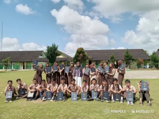 Students Showcase Energetic Kung Fu in Sunny Outdoor Setting – AI Generated Video | Hailuo AI