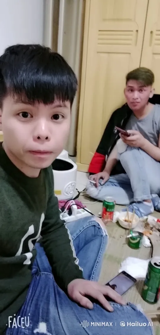 Intense Kung Fu Battle in Small Room – AI Generated Video | Hailuo AI