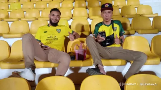 Kungfu Fight Choreography in Stadium Setting – AI Generated Video | Hailuo AI