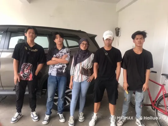 Kung Fu Practitioners Display Skills in Parking Area – AI Generated Video | Hailuo AI