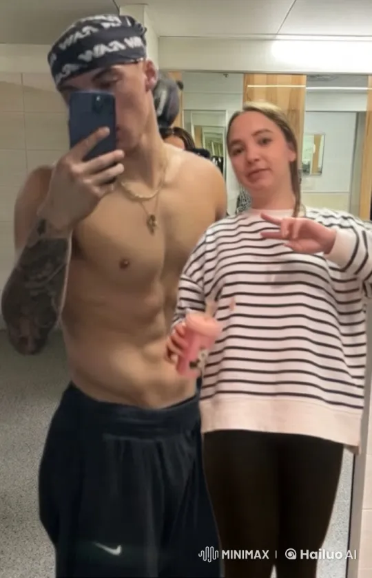 Couple Sharing a Tender Kiss in a Mirrored Room – AI Generated Video | Hailuo AI