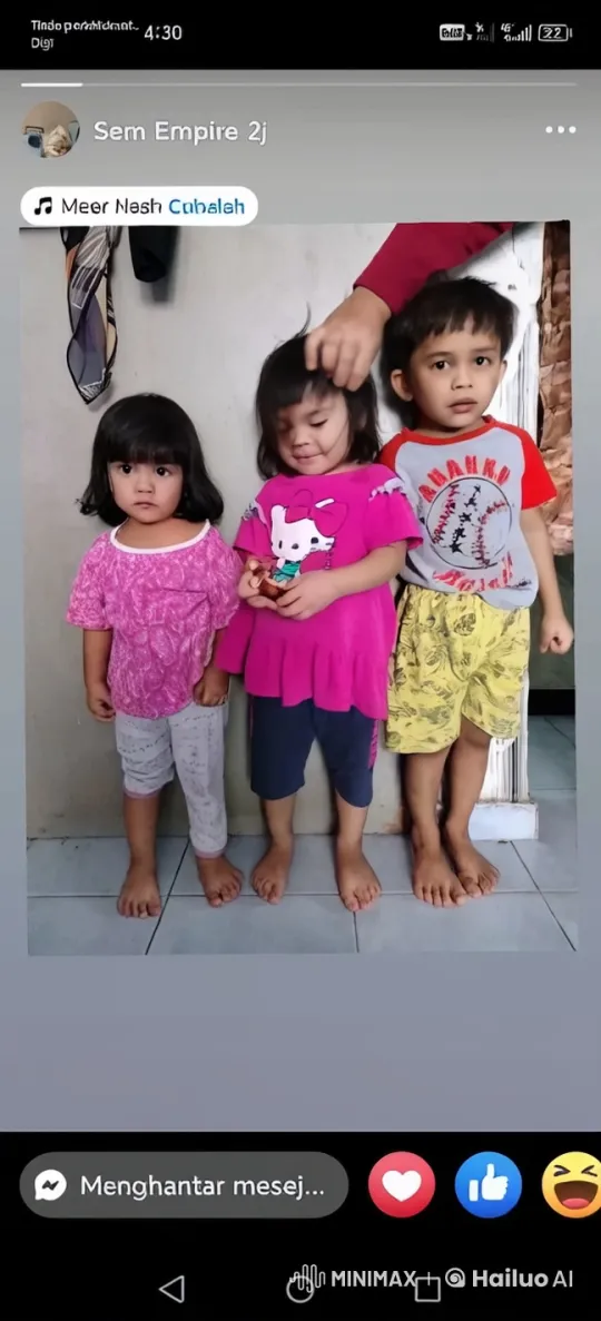 Children Playfully Engage in Imaginary Martial Arts Fight – AI Generated Video | Hailuo AI