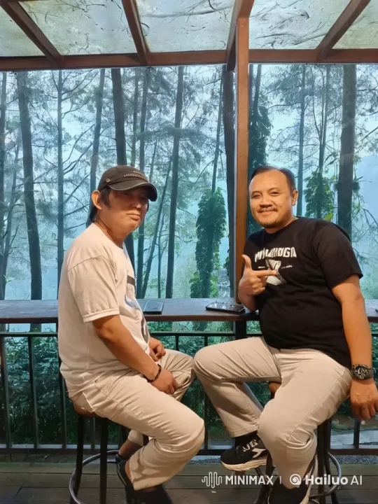 Traditional Chinese Kungfu Display in Forest Setting – AI Generated Video | Hailuo AI