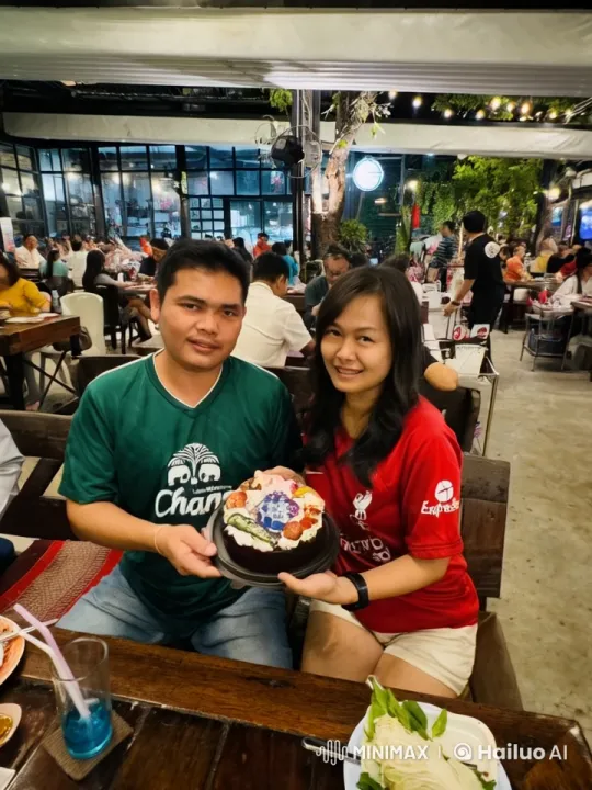 Kung Fu Showdown in Bustling Restaurant – AI Generated Video | Hailuo AI